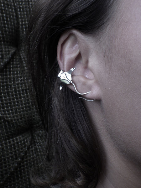 Manta Ray Ear Cuff