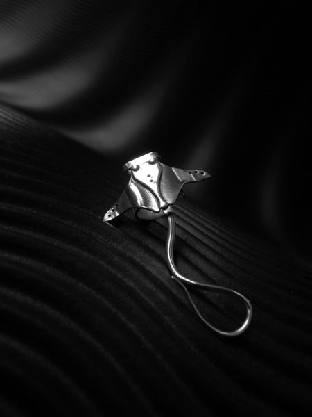 Manta Ray Ear Cuff