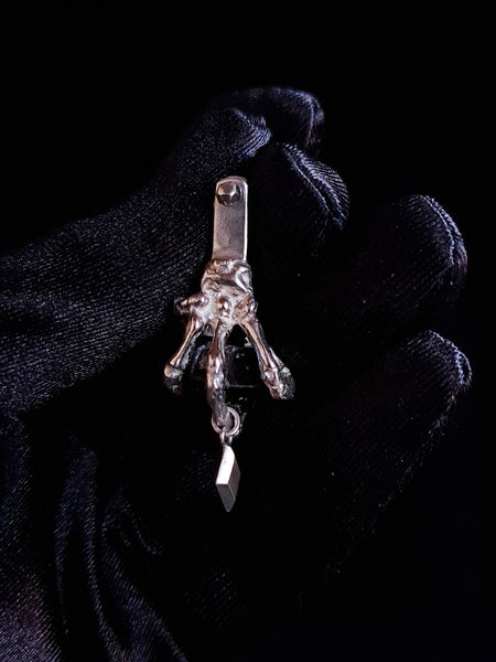 Obj#14 - Granum Mono Earring with Raw Garnet Crystal