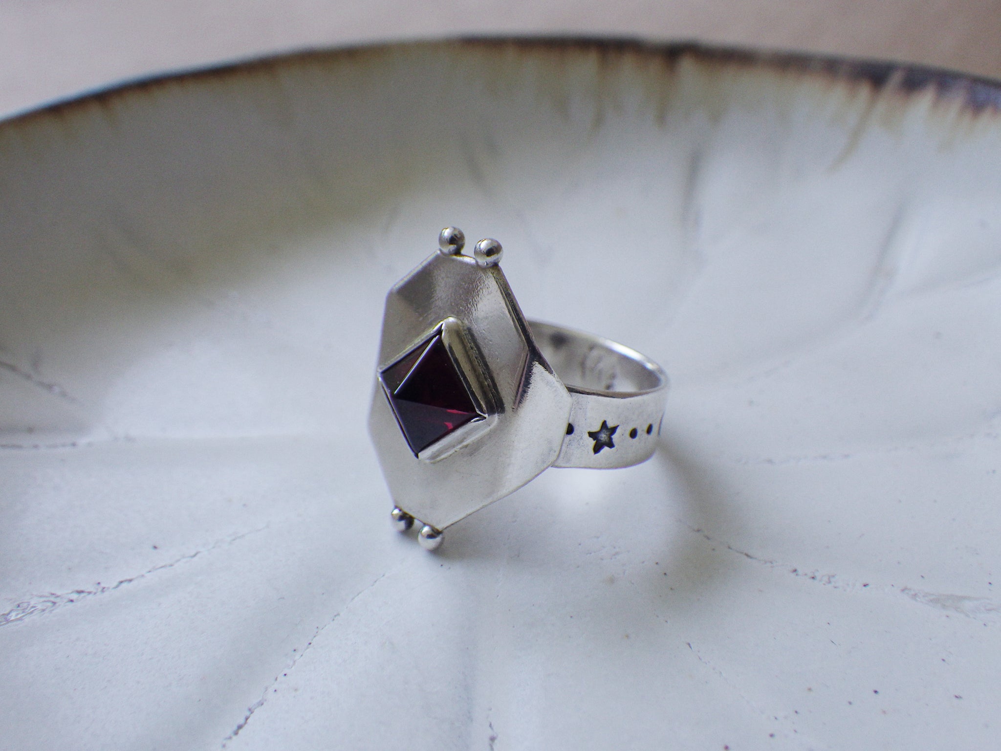 Bjorn Ring with Garnet